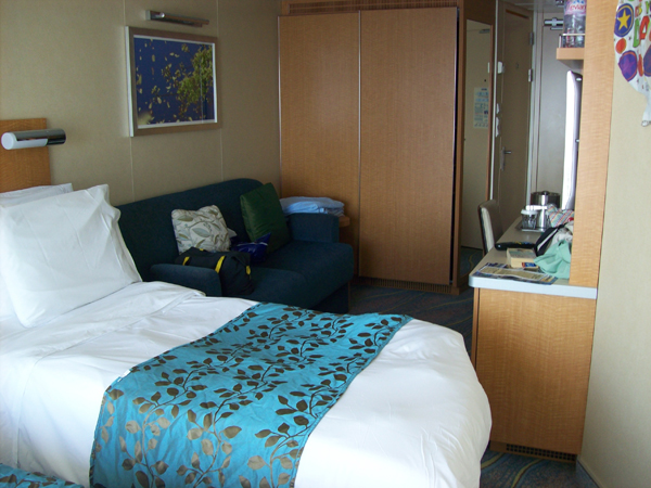 bedroom on the ship