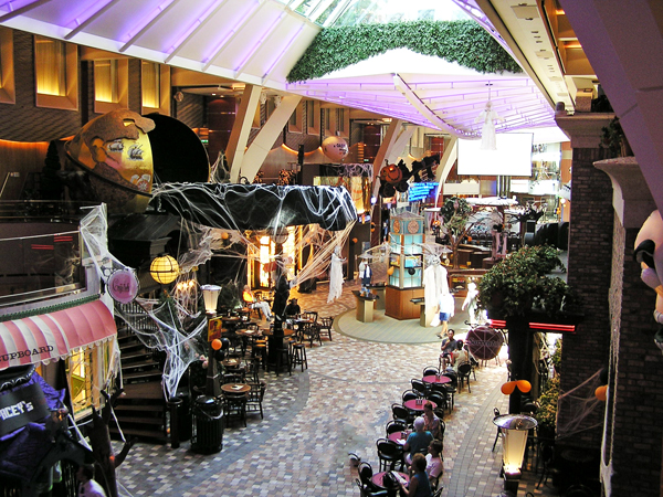 The Royal Promenade