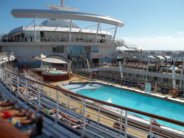 Pool on Oasis of the Sesa