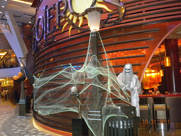 Halloween decor on Oasis of the Seas