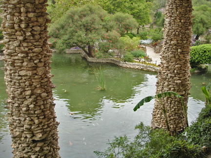 Japanese Sunken Gardens / Chinese Tea Gardens