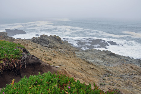 crashing waves