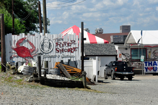 Tim's Rivershore Restaurant